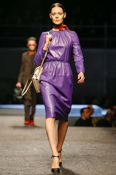 Look 8